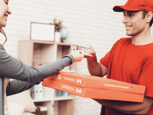 Le case a Marina di Massa non sono pizze da ordinare come pare a noi, ma…